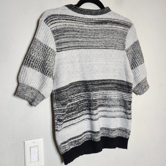NWT Halogen Faux Cashmere Grey Stripe Puff Sleeve Sweater Size Medium - Picture 10 of 15